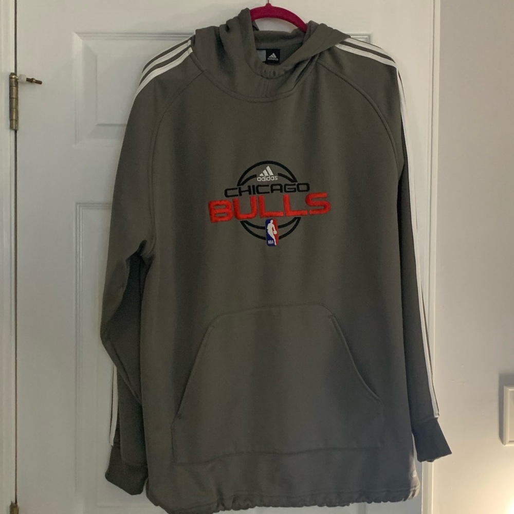 Bulls hoodie